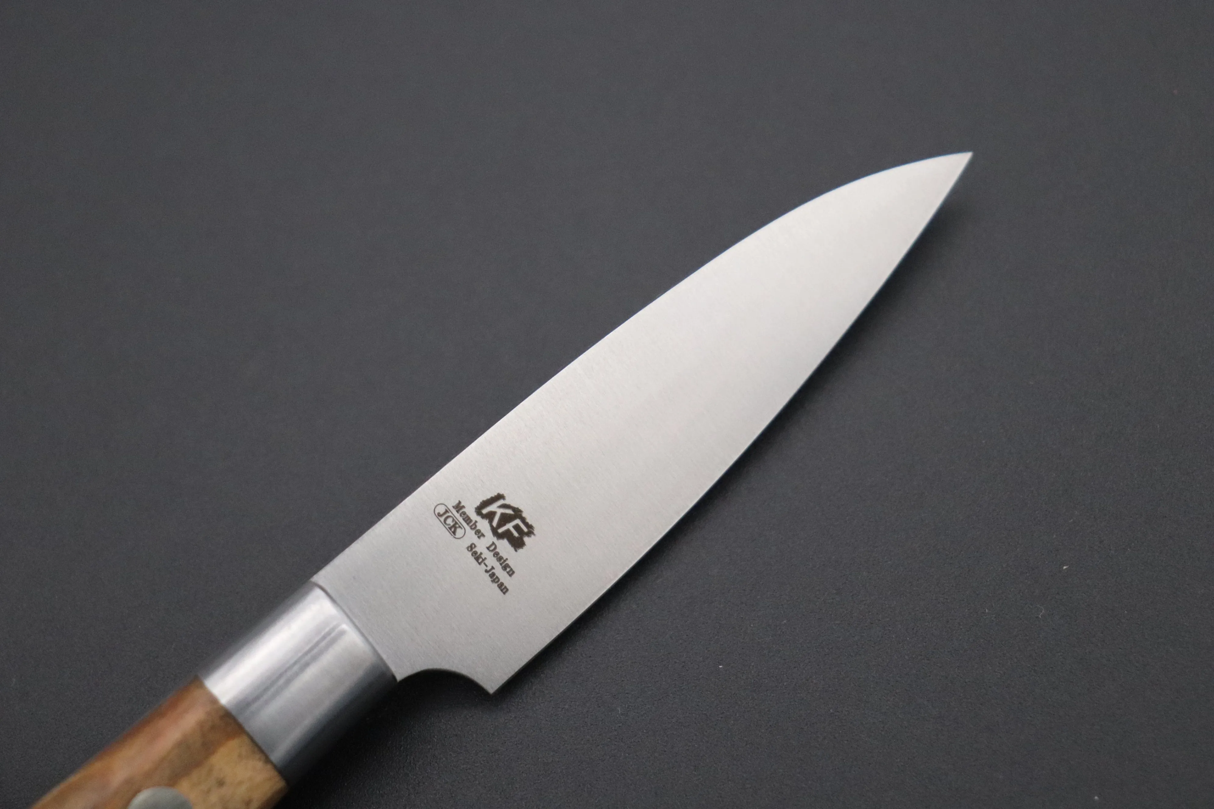 Hattori Forums FH Series FH-1O Parer 70mm (2.7 inch, Olive Wood Handle)